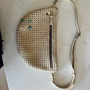 Clare V Grande Fanny- Cream rattan (damaged)